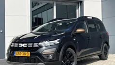 Noir nacré (676) Occasion 2024 Dacia Jogger Extreme MPV | € 25.400 (Eerlijke prijs)