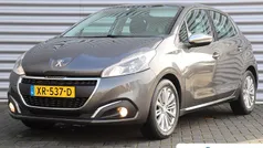 Gebruikt 2018 Peugeot 208 Allure Hatchback | € 10.395 (Eerlijke prijs)