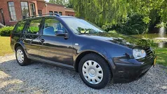 Zwart Gebruikt 2004 VW Golf IV Stationwagen | € 1.999 (Eerlijke prijs)