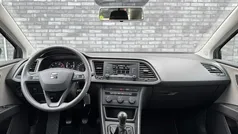 Grijs, metallic lak Gebruikt 2015 Seat Leon ST Stationwagen | € 10.750 (Goede deal)