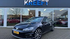 Zwart Gebruikt 2016 VW Golf VII Highline Hatchback | € 14.950 (Eerlijke prijs)