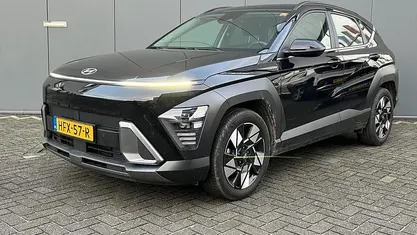 Zwart Gebruikt 2025 Hyundai Kona Comfort SUV | € 30.895 (Eerlijke prijs)