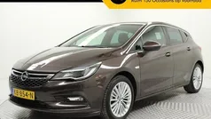 Gebruikt 2016 Opel Astra Innovation Hatchback | € 14.400 (Eerlijke prijs)