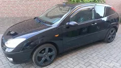 Gebruikt 2004 Ford Focus Futura Hatchback | € 1.499 (Eerlijke prijs)