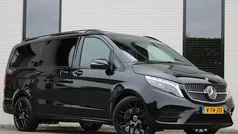Zwart Gebruikt 2023 Mercedes V300 AMG MPV | € 71.950 (Eerlijke prijs)