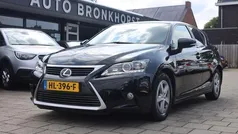 Zwart, metallic lak Gebruikt 2015 Lexus CT200h Hatchback | € 11.950 (Goede deal)