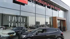 Zwart Gebruikt 2021 Renault Clio V Initiale Paris Hatchback | € 18.990 (Eerlijke prijs)