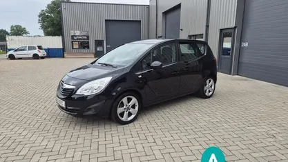 Zwart Gebruikt 2010 Opel Meriva Edition MPV | € 2.995 (Eerlijke prijs)