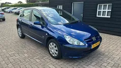 Blauw Gebruikt 2004 Peugeot 307 Hatchback | € 1.600 (Eerlijke prijs)