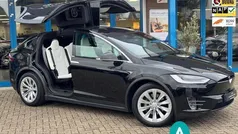 Zwart, metallic lak Gebruikt 2018 Tesla Model X SUV | € 33.950 (Eerlijke prijs)