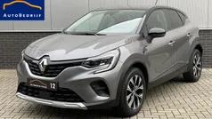 Gebruikt 2023 Renault Captur Intens SUV | € 24.835 (Eerlijke prijs)