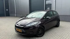 Paars Gebruikt 2009 Ford Fiesta Trend Hatchback | € 2.950 (Eerlijke prijs)