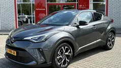 Grijs Gebruikt 2022 Toyota C-HR Style SUV | € 25.900 (Eerlijke prijs)