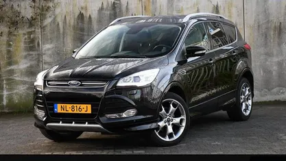 Zwart Gebruikt 2017 Ford Kuga Titanium SUV | € 15.495 (Eerlijke prijs)