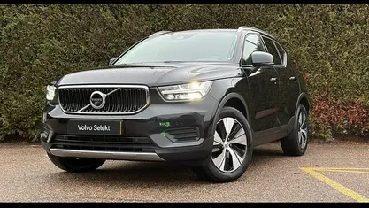 Zwart Occasion 2022 Volvo XC40 Momentum SUV | € 29.940 (Super prijs)