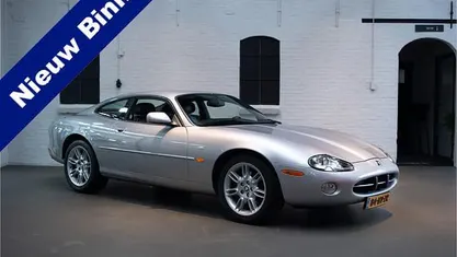 Grijs Occasion 2002 Jaguar XK8 Coupé | € 15.950 (Eerlijke prijs)