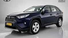 Blauw Gebruikt 2020 Toyota RAV4 Active SUV | € 31.945 (Eerlijke prijs)