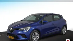Blauw Gebruikt 2021 Renault Clio V Zen Hatchback | € 16.949 (Goede deal)