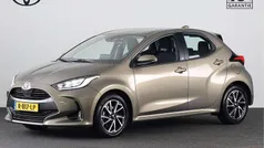 Groen Gebruikt 2022 Toyota Yaris Hybrid Limited Hatchback | € 22.445 (Eerlijke prijs)