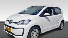 Wit Gebruikt 2018 VW up! Move Hatchback | € 8.930 (Goede deal)