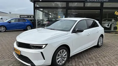 Gebruikt 2025 Opel Astra Business Edition Hatchback | € 36.450 (Goede deal)