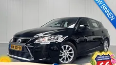 Zwart Gebruikt 2017 Lexus CT200h Hatchback | € 16.950 (Eerlijke prijs)