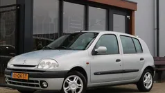 Gebruikt 2001 Renault Clio II Hatchback | € 1.500 (Eerlijke prijs)