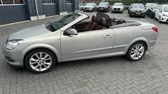 Grijs Gebruikt 2009 Opel Astra Cabriolet Cosmo Cabriolet | € 4.950 (Eerlijke prijs)