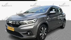 Gebruikt 2024 Dacia Sandero Expression Hatchback | € 17.450 (Eerlijke prijs)