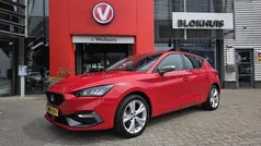Rood Gebruikt 2022 Seat Leon FR Stationwagen | € 25.190 (Goede deal)