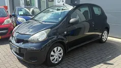 Gebruikt 2011 Toyota Aygo Hatchback | € 2.195 (Eerlijke prijs)