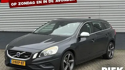 Occasion Volvo V60 R-Design 150 PK (110 kW) 2013 Grijs Stationwagen