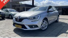 Gebruikt 2016 Renault Mégane III Zen Hatchback | € 10.750 (Eerlijke prijs)