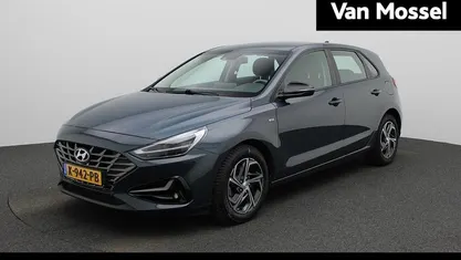Occasion 2021 Hyundai i30 Comfort Hatchback | € 15.900 (Eerlijke prijs)