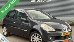 Gebruikt 2009 Renault Clio R.S. Rip Curl Hatchback | € 1.999 (Eerlijke prijs)