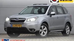 Zilver, metallic lak Gebruikt 2015 Subaru Forester SUV | € 20.950 (Eerlijke prijs)
