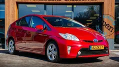 Rood Gebruikt 2013 Toyota Prius Business Edition Hatchback | € 8.450 (Eerlijke prijs)