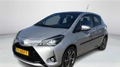 Gebruikt 2017 Toyota Yaris Hybrid Premium Hatchback | € 15.950 (Eerlijke prijs)