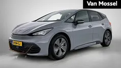 Grijs Gebruikt 2022 Cupra Born Hatchback | € 23.944 (Eerlijke prijs)