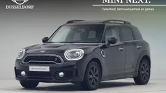Midnight black (zwart metallic) Gebruikt 2019 Mini Cooper S Countryman SUV | € 30.950 (Eerlijke prijs)