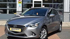 Grijs Gebruikt 2016 Mazda 2 Hatchback | € 9.750 (Eerlijke prijs)