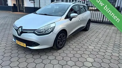 Occasion Renault Clio GrandTour Expression 90 PK (66 kW) 2014 Grijs (metallic) Stationwagen