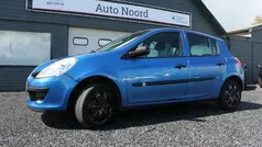 Blauw Gebruikt 2006 Renault Clio II Authentique Hatchback | € 500 (Super prijs)