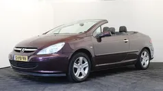 Paars Gebruikt 2004 Peugeot 307 CC Cabriolet | € 1.999 (Eerlijke prijs)