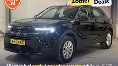Zwart, metallic lak Gebruikt 2022 Opel Mokka Edition SUV | € 15.995 (Goede deal)