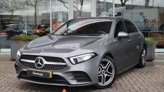 Grijs, metallic lak Gebruikt 2019 Mercedes A180 AMG line Hatchback | € 21.700 (Eerlijke prijs)