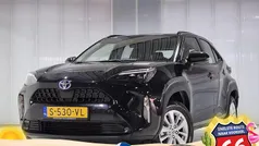 Zwart Gebruikt 2023 Toyota Yaris Cross Active SUV | € 27.199 (Eerlijke prijs)