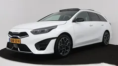 Wit Gebruikt 2024 Kia Ceed Sportswagon GT-Line Stationwagen | € 27.450 (Eerlijke prijs)