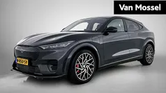 Grijs Gebruikt 2021 Ford Mustang Mach-E GT SUV | € 39.945 (Eerlijke prijs)