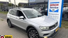 Grijs Gebruikt 2020 VW Tiguan Comfortline SUV | € 25.895 (Super prijs)